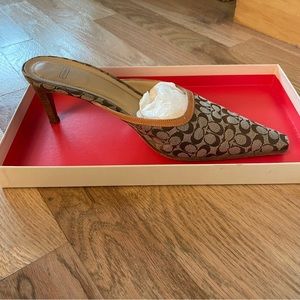 Coach authentic vintage with box pointed toe open back kitten heel mules 8
